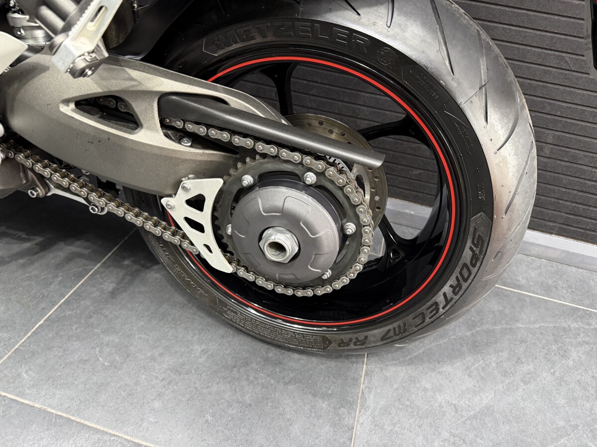 Triumph SPEED TRIPLE RS 1050