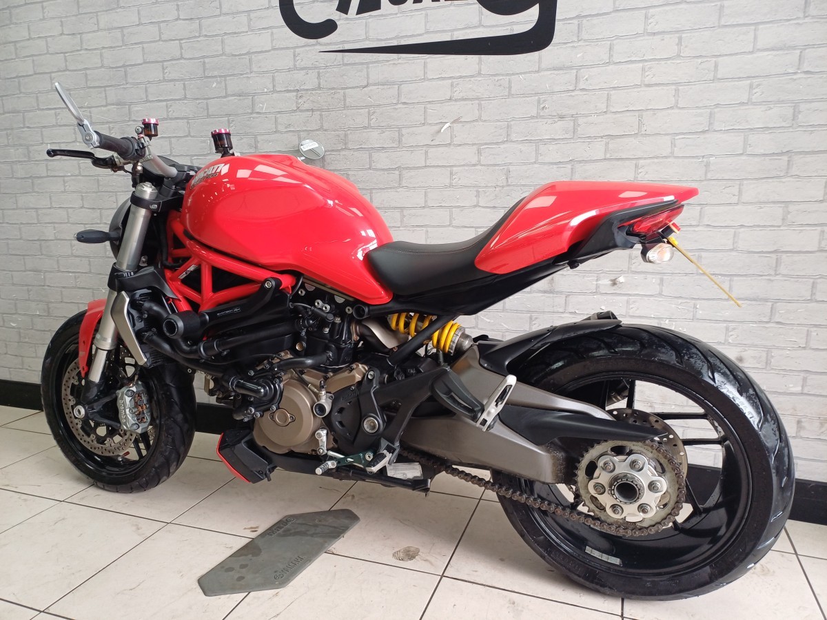 Ducati MONSTER 1200 m