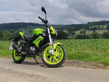 Used Benelli BN 125 undefined for sale - bike-77865851: Photo