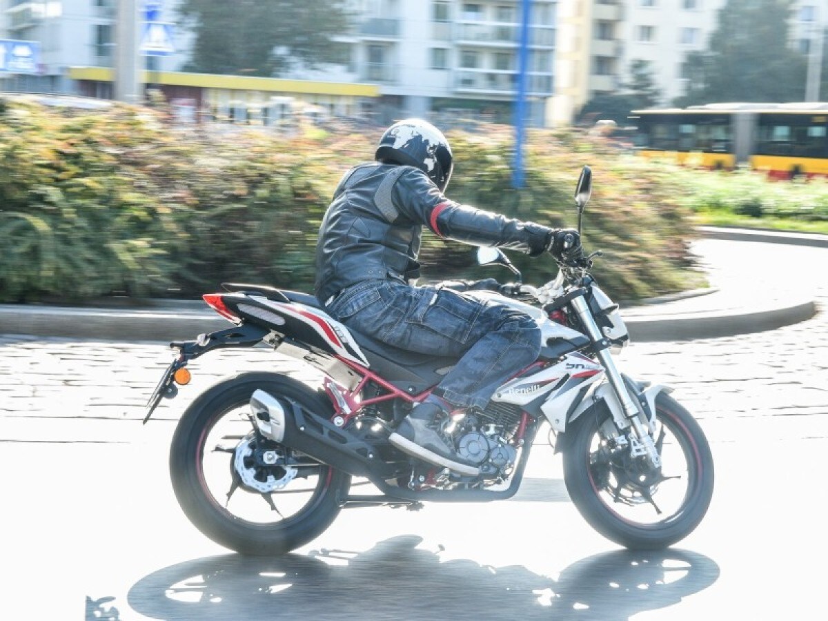 Benelli BN 125