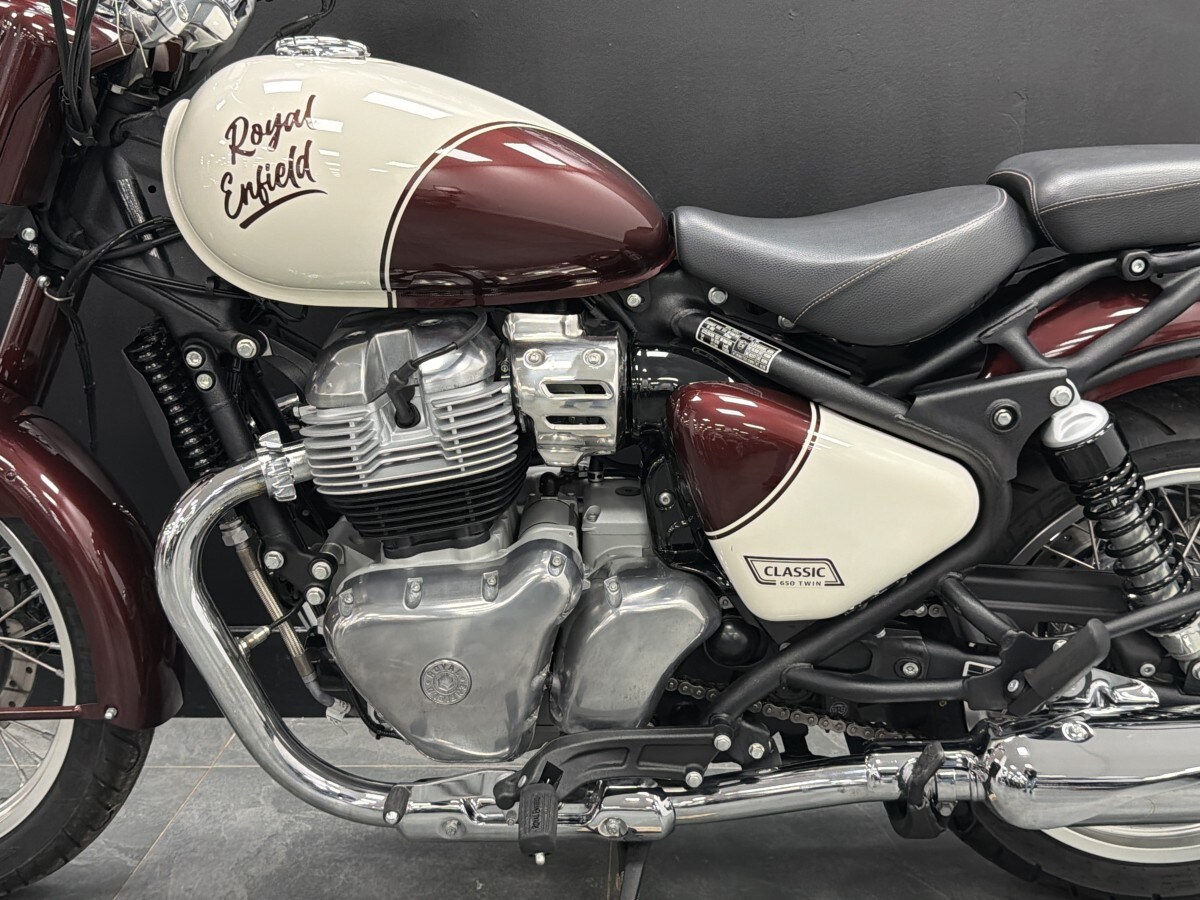 Royal Enfield CLASSIC 650
