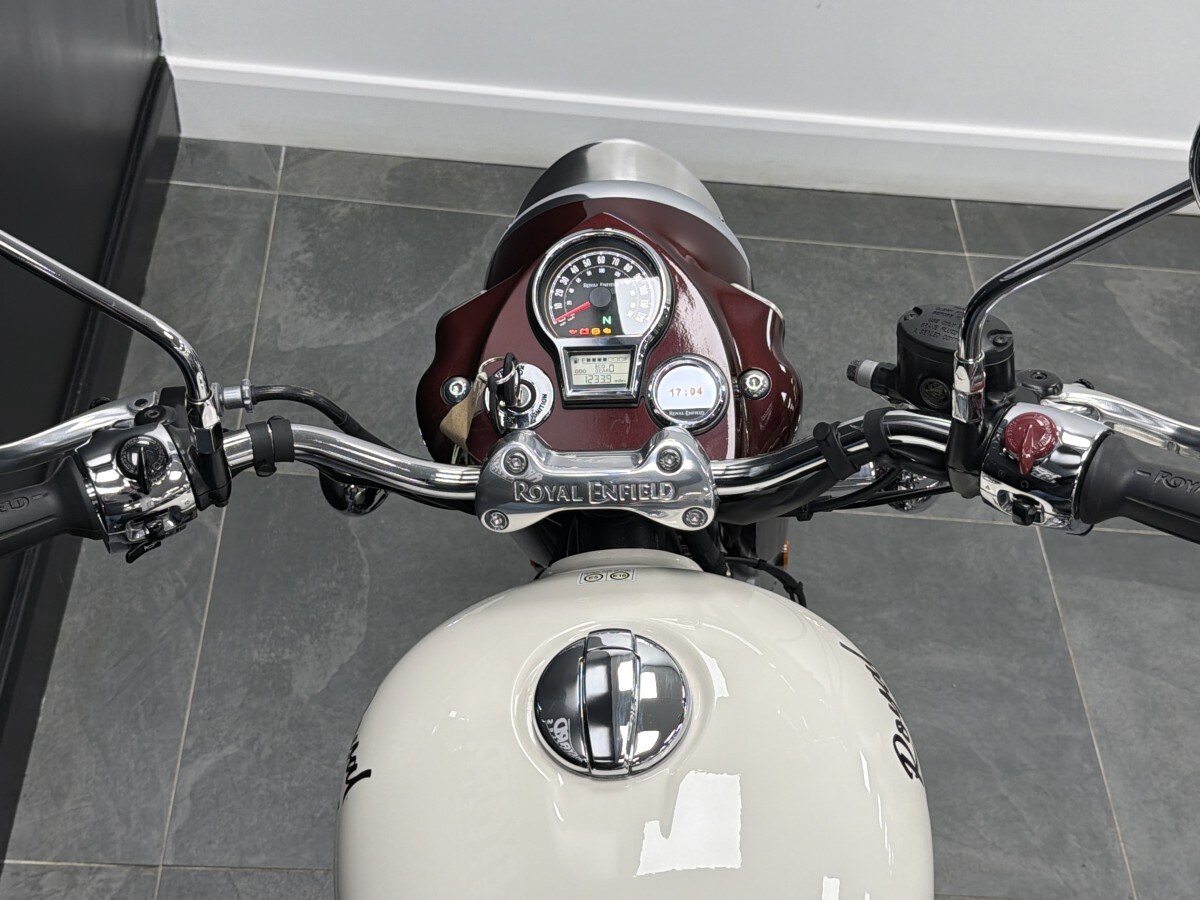 Royal Enfield CLASSIC 650