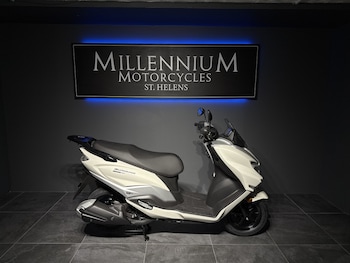Used Suzuki BURGMAN STREET 125 EX Pre - reg undefined for sale - bike-77866534: Photo