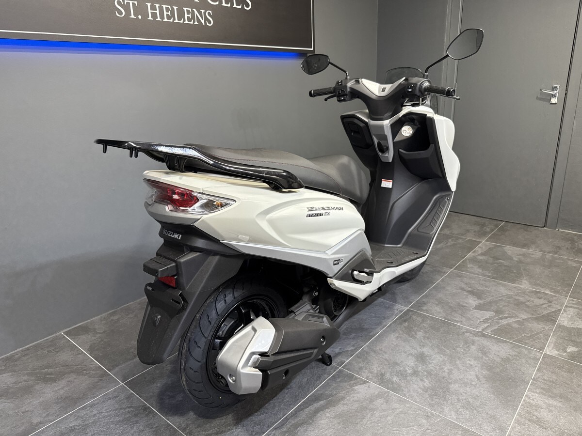 Suzuki BURGMAN STREET 125 EX Pre - reg