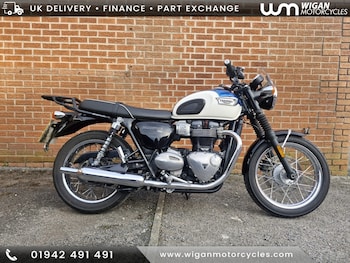 Used Triumph BONNEVILLE T100 2019 for sale - bike-77868273: Photo