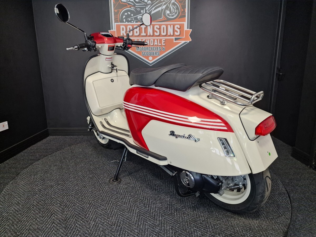 Royal Alloy GP 125 LC SE