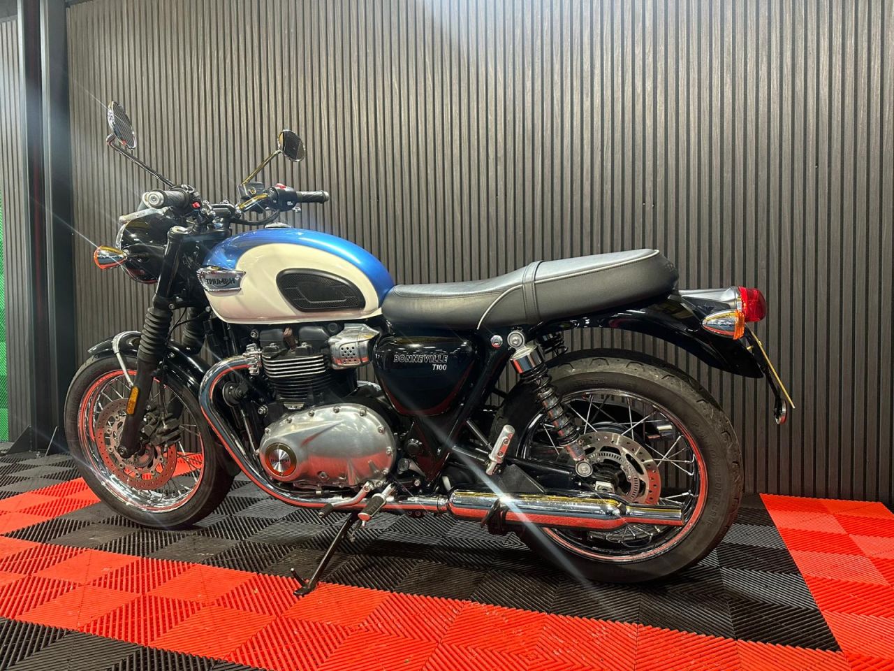 Used Triumph Bonneville T100 for sale - 78434776: Photo 12