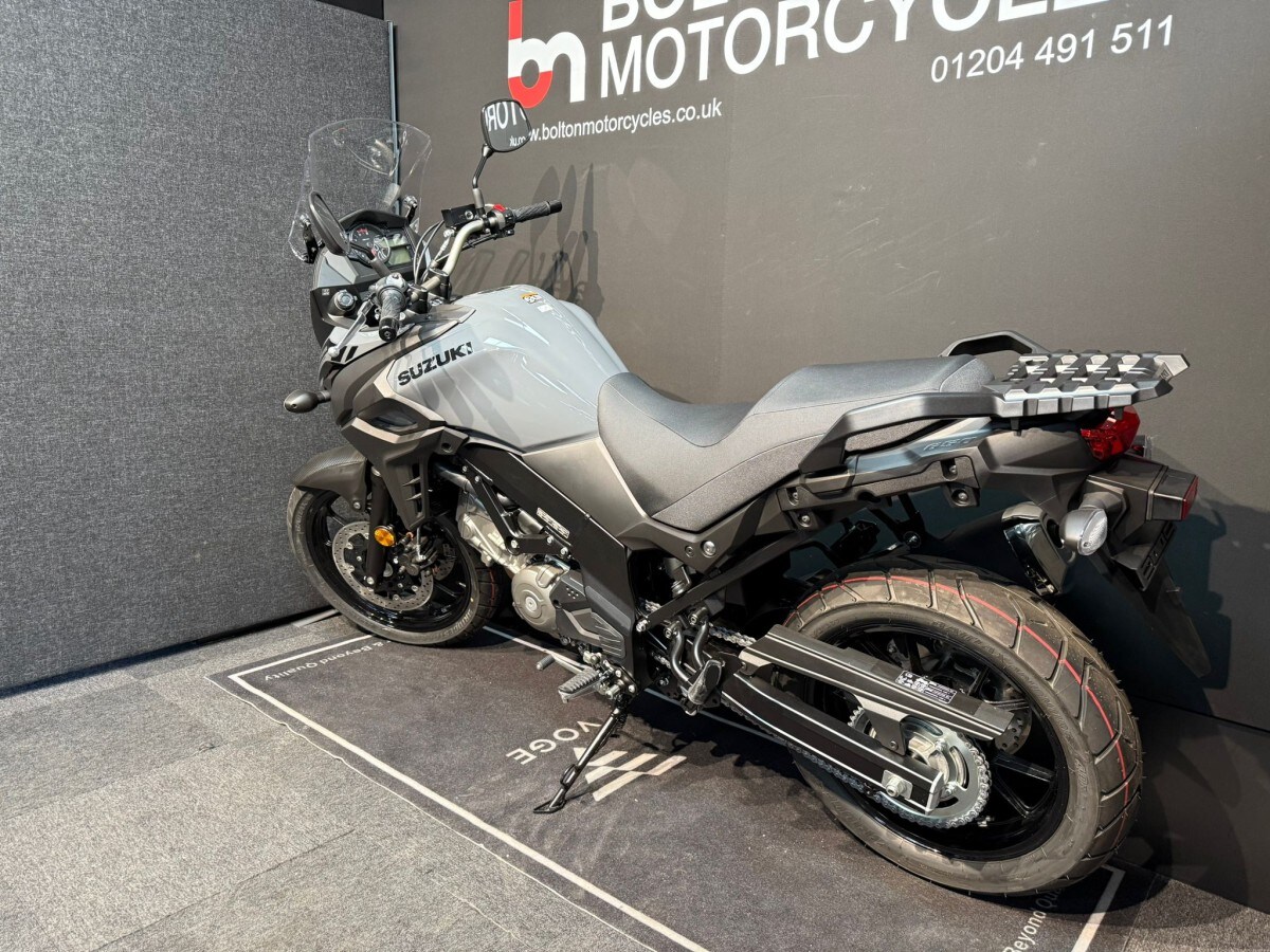 Suzuki V-Strom 650 AM5