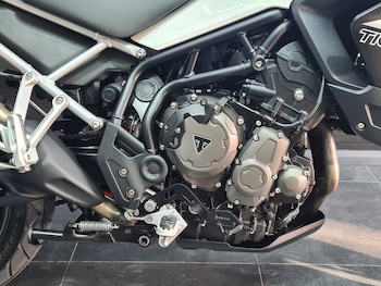 Used Triumph TIGER 900 GT PRO 2023 for sale - bike-78165263: Photo