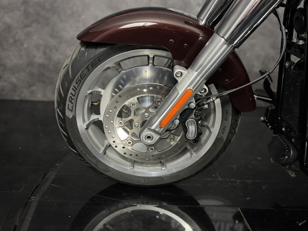 Harley-Davidson FLFBS FATBOY 114 1868 22