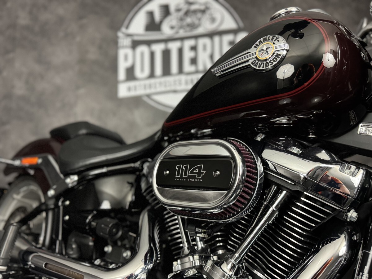 Harley-Davidson FLFBS FATBOY 114 1868 22