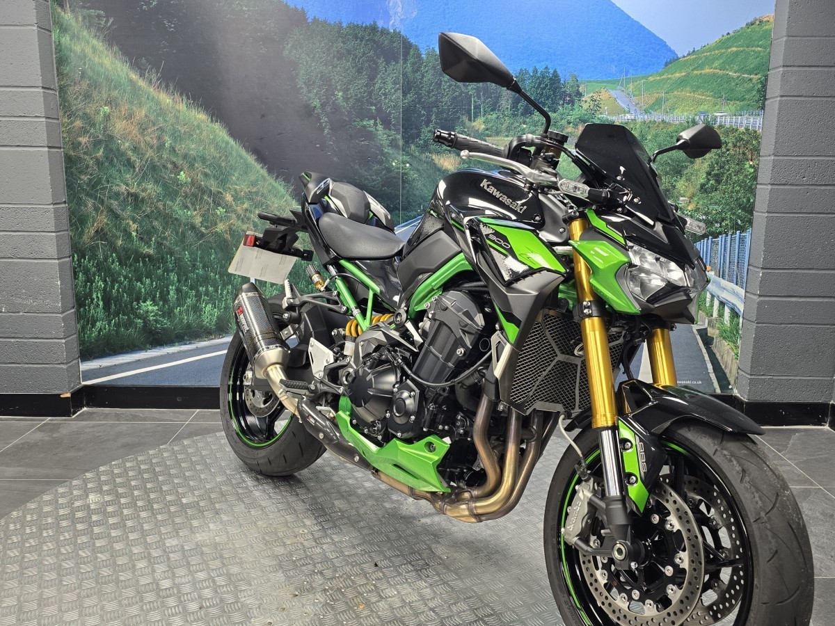 Kawasaki Z900 SE