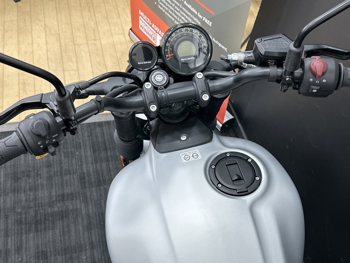 Royal Enfield GUERRILLA 450