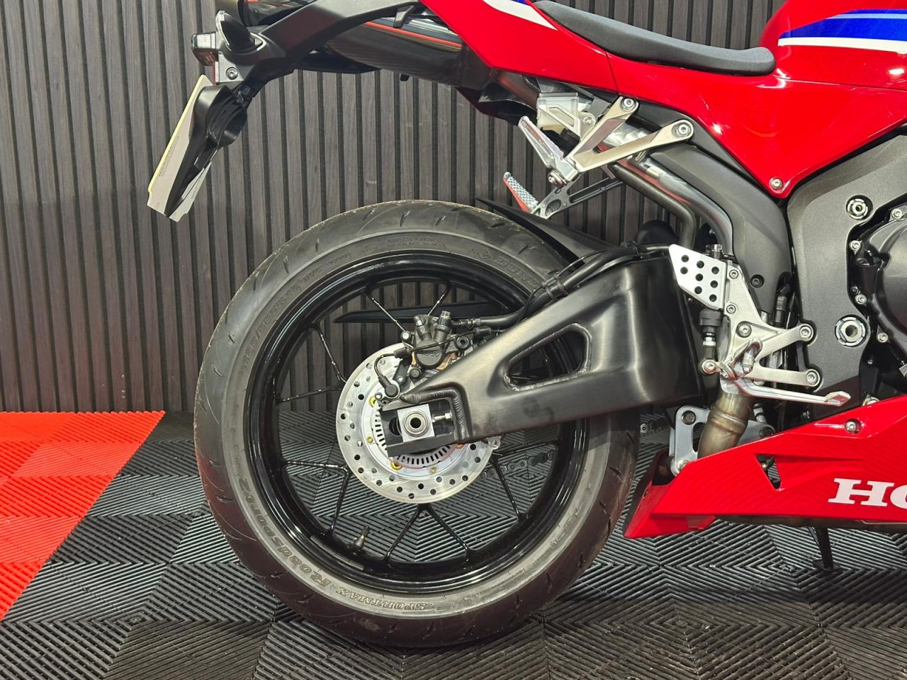 Used Honda CBR600RR for sale - 78434444: Photo 15