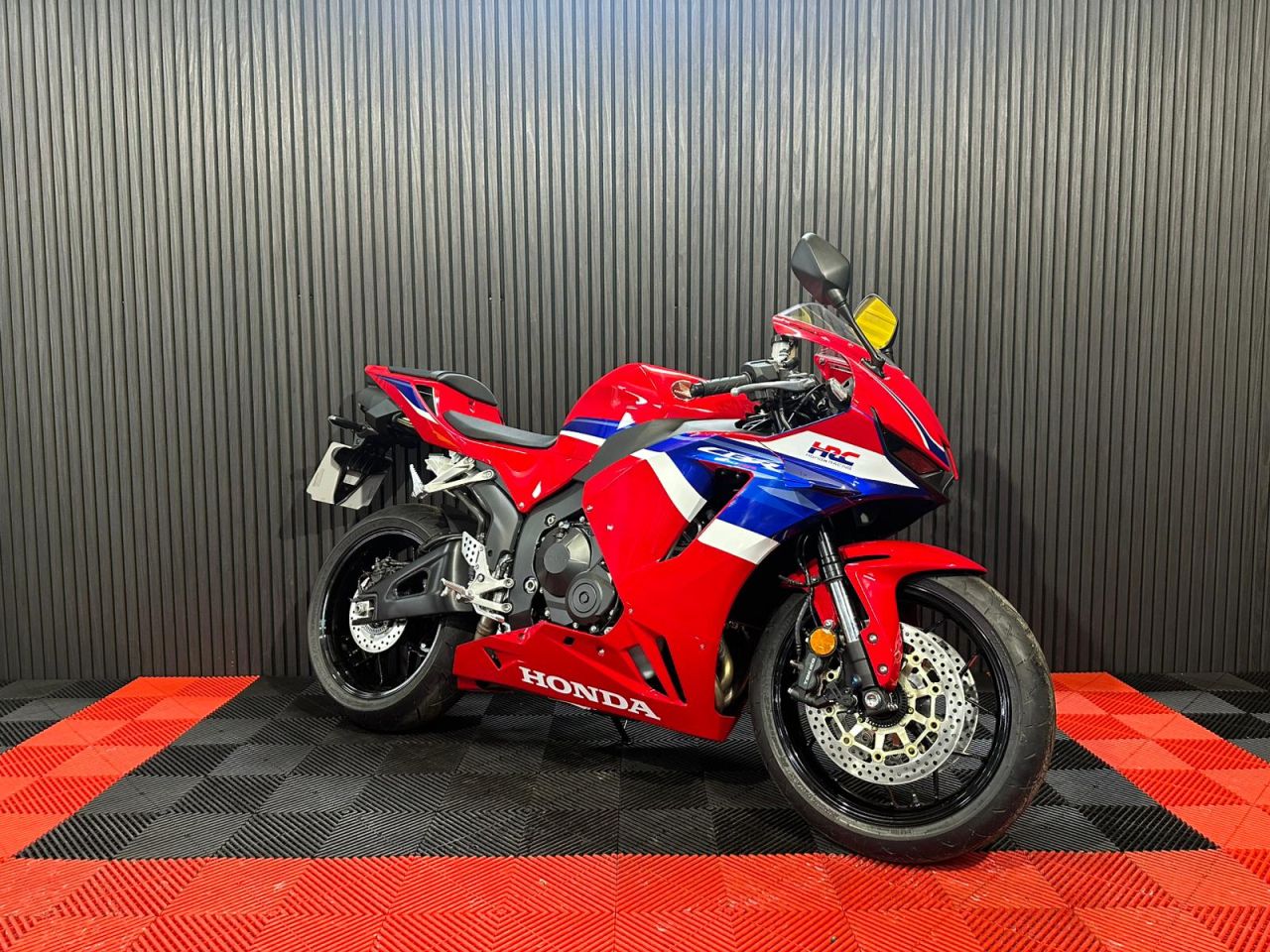Used Honda CBR600RR for sale - 78434444: Photo 8