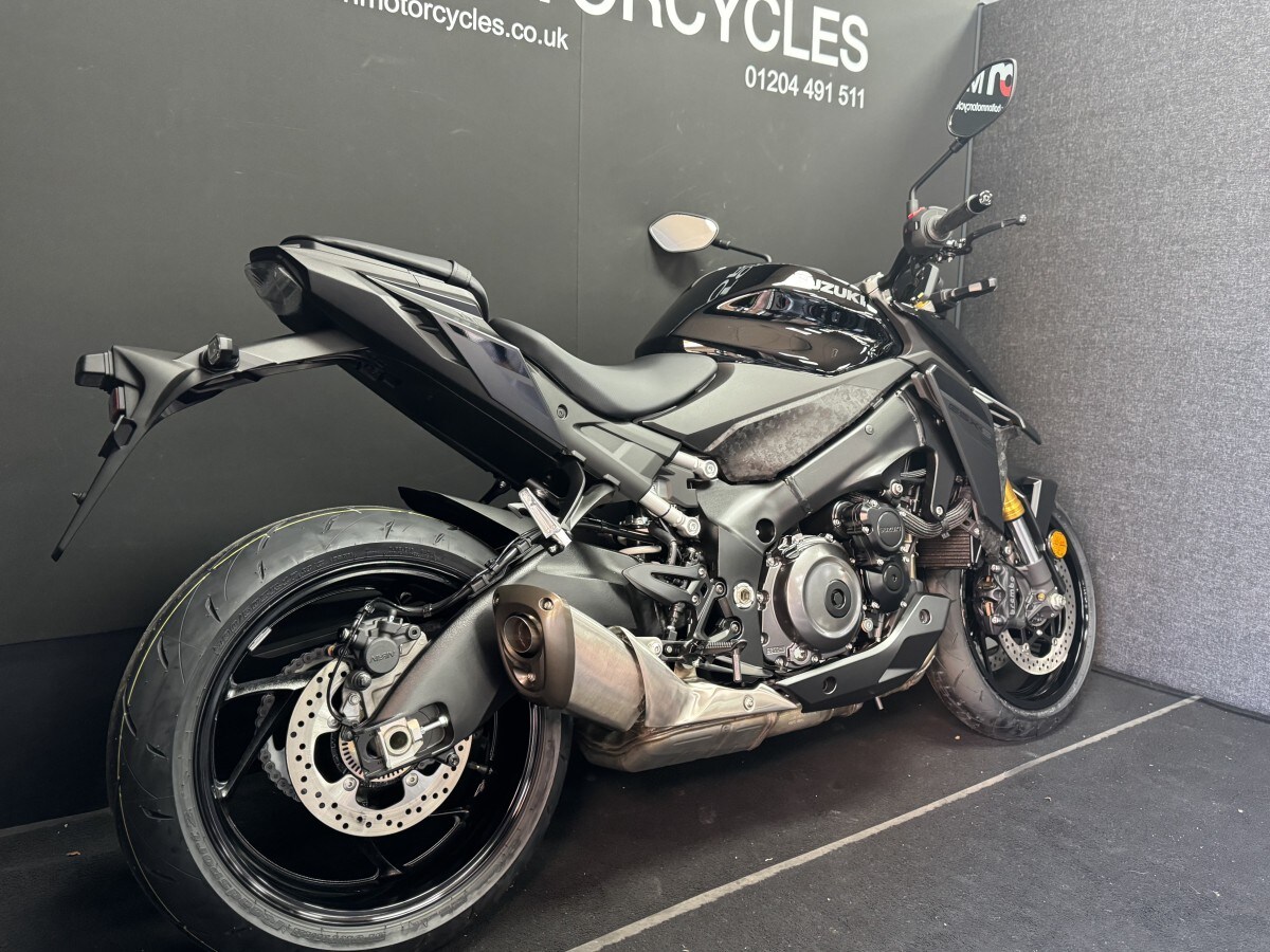 Suzuki GSX-S1000 2026