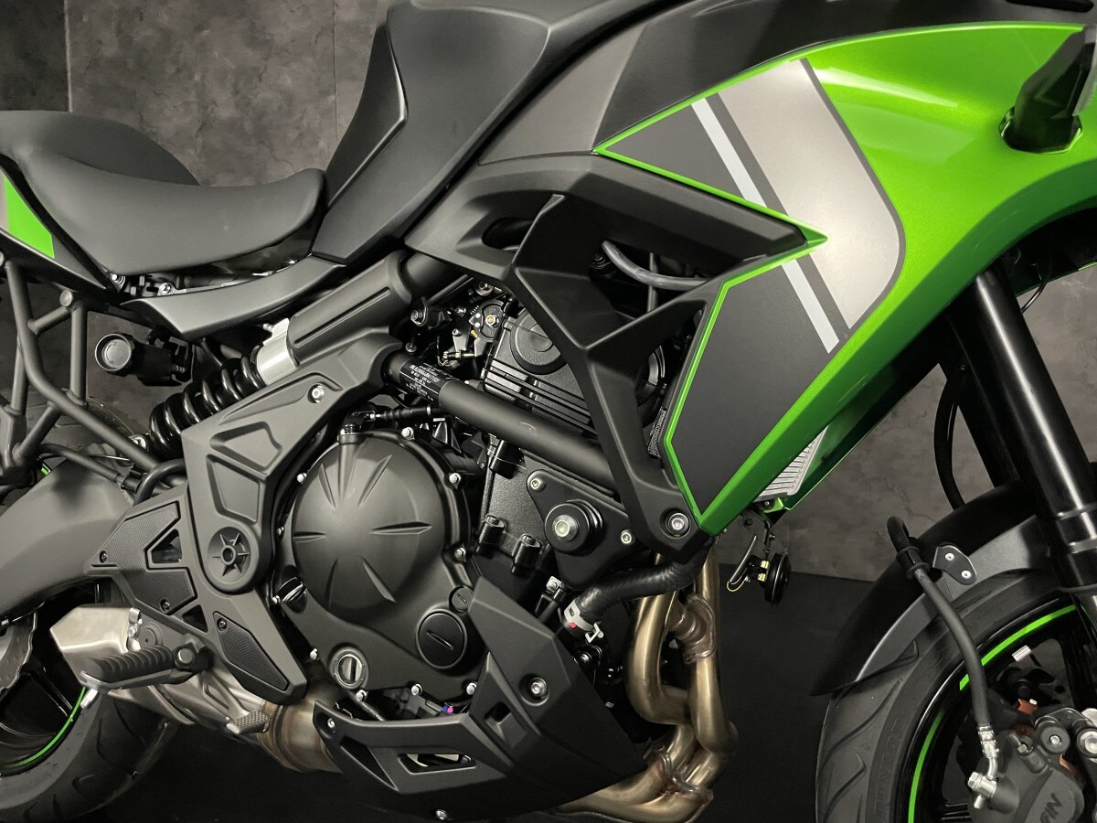 Kawasaki Versys 650 KLE650JRFNN BK2