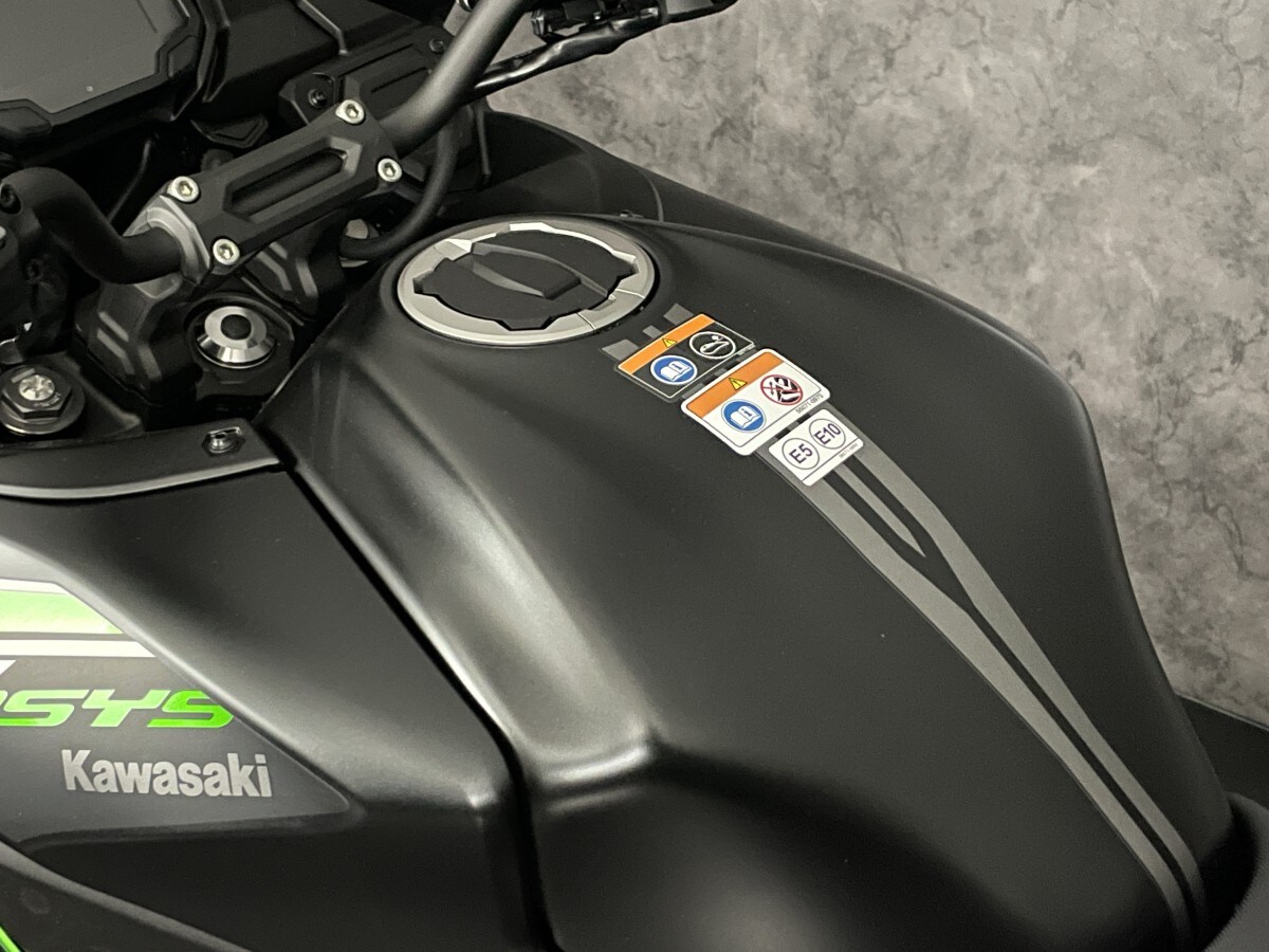 Kawasaki Versys 650 KLE650JRFNN BK2