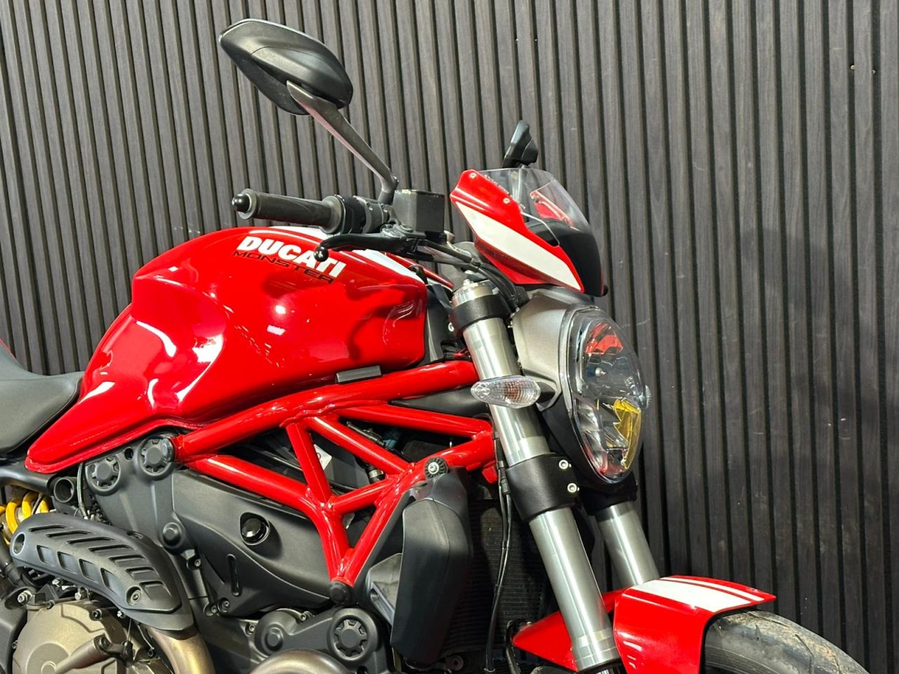Used Ducati Monster 821 for sale - 78434568: Photo 25