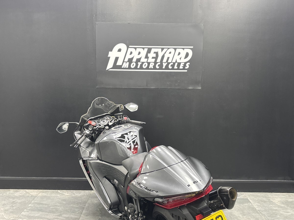 Suzuki GSX1300R HAYABUSA