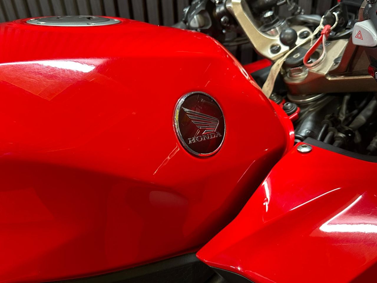 Used Honda VFR800F for sale - 78668578: Photo 20