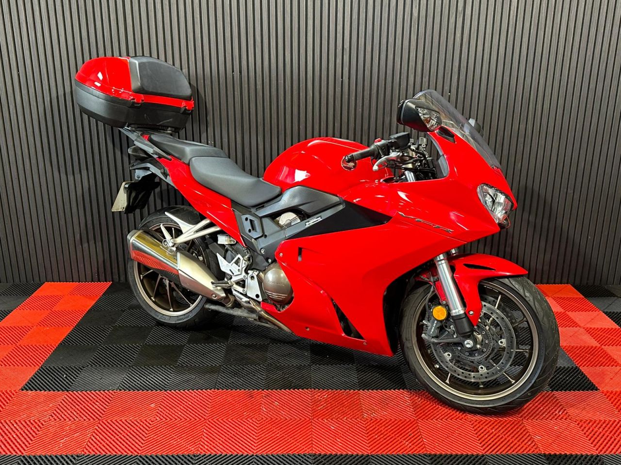 Used Honda VFR800F for sale - 78668578: Photo 8