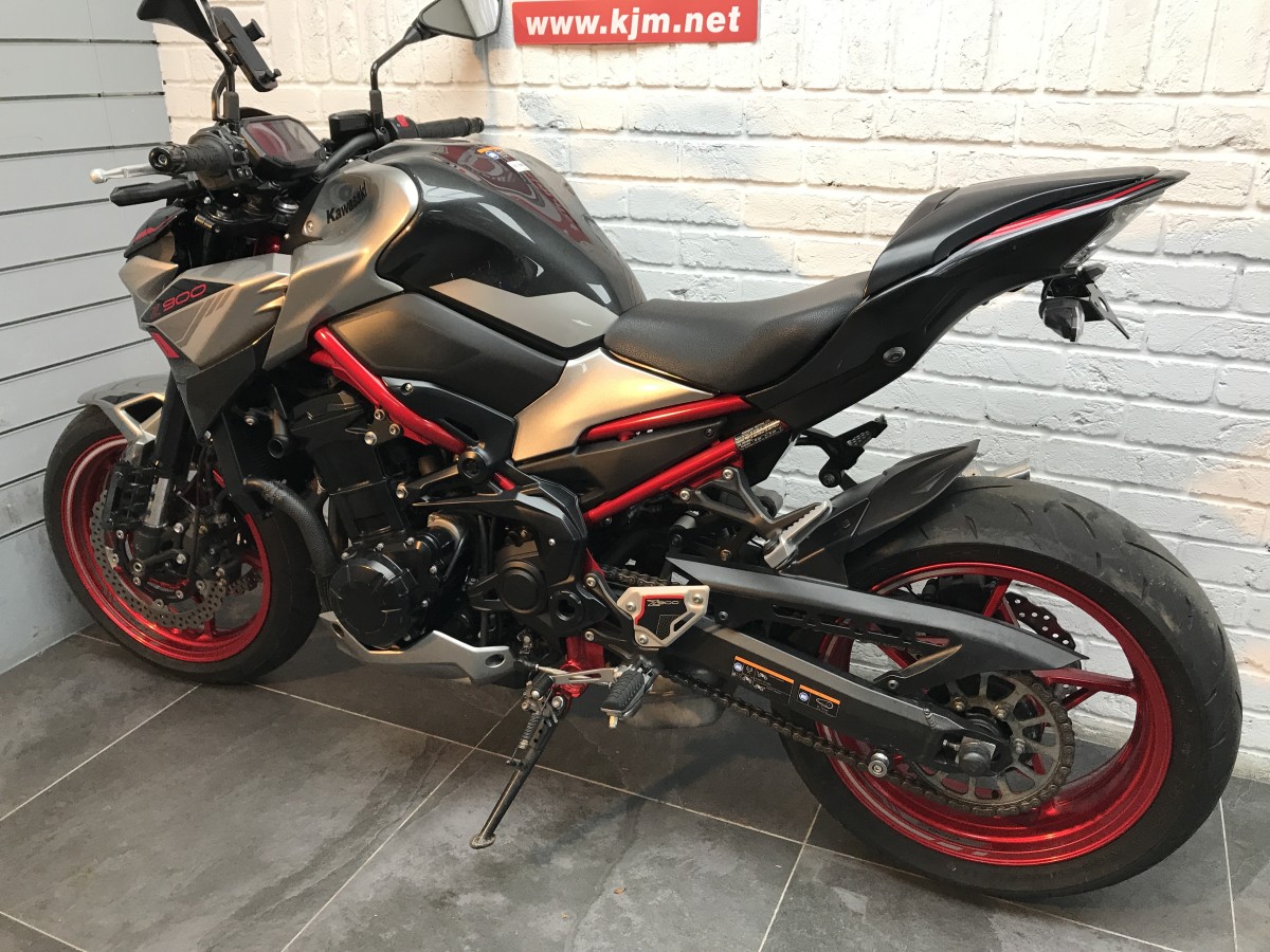 Kawasaki Z900