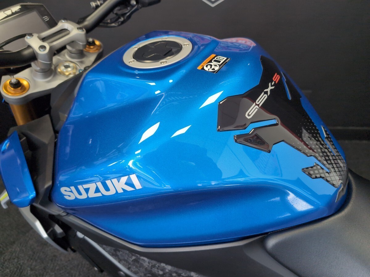 Suzuki GSXS 1000 RQ M2