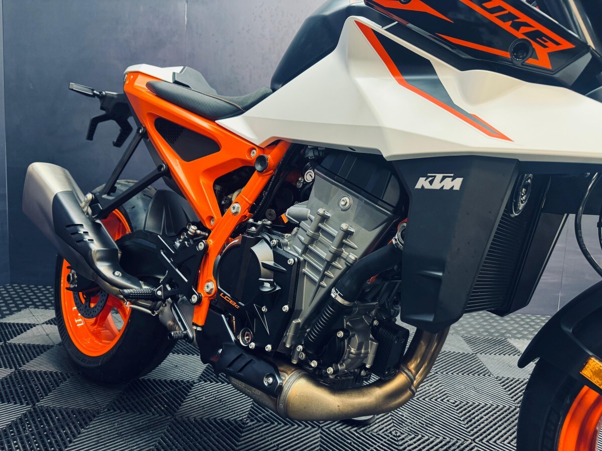 KTM 990 DUKE R