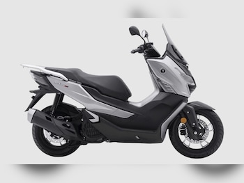 Used Voge SR1 125cc undefined for sale - bike-77869861: Photo