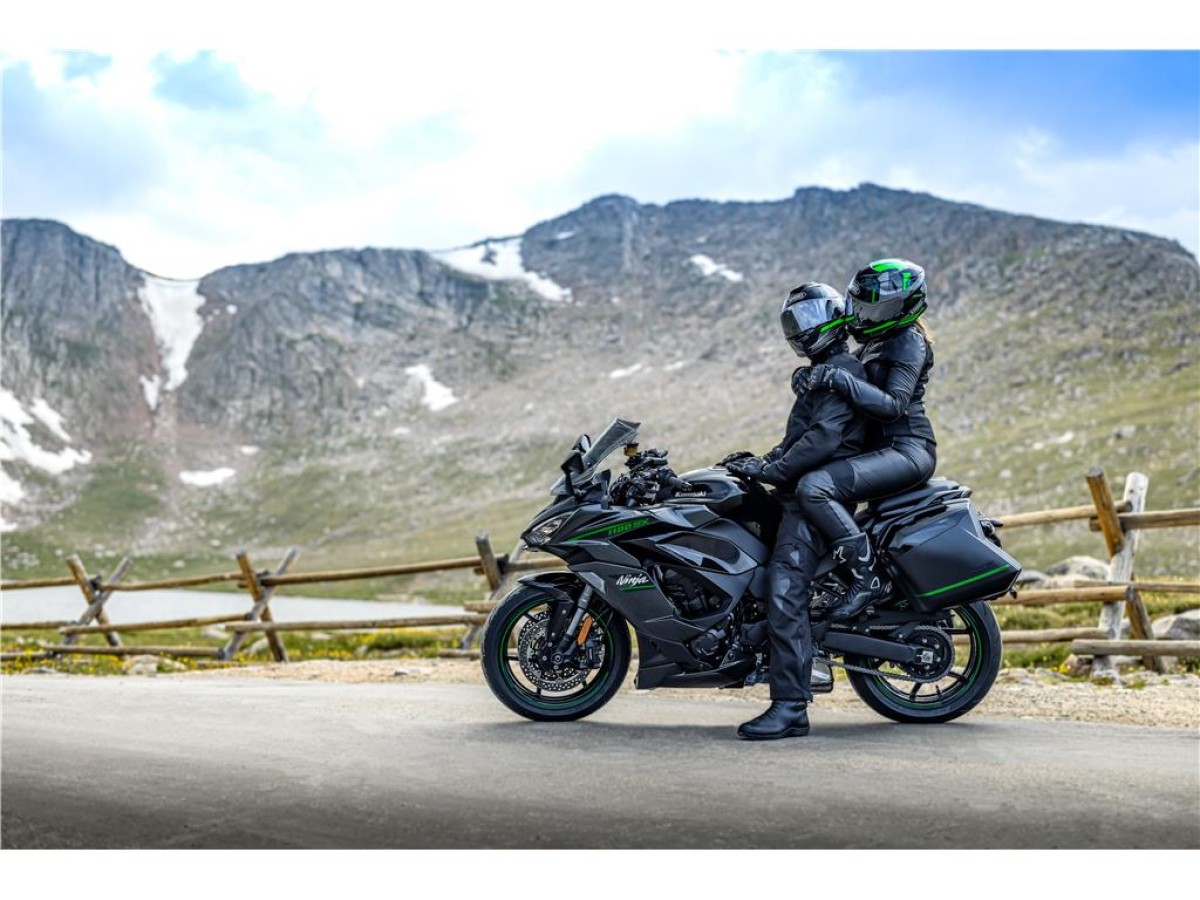 Kawasaki Ninja 1100 SX