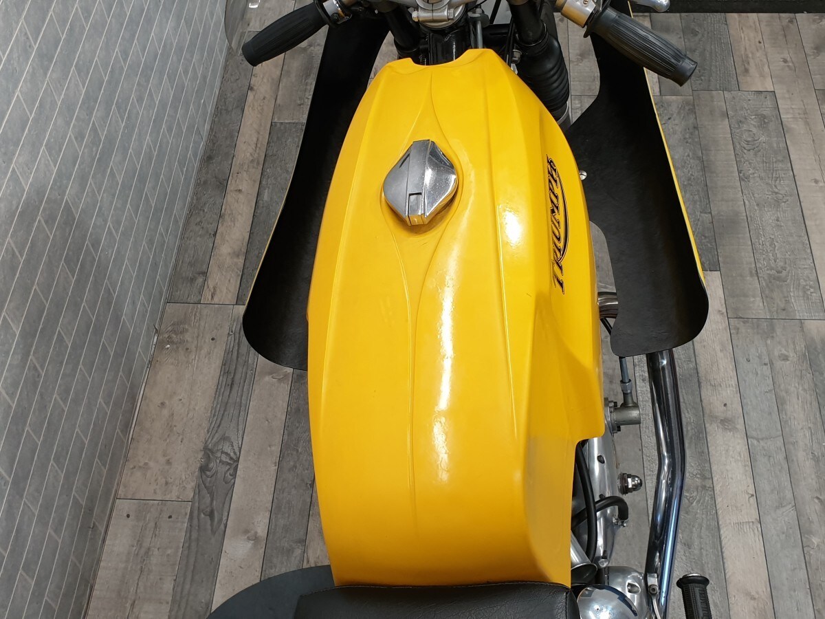 Triumph DUPLEX 6T THUNDERBIRD 650 Dunstall Cafe Racer *Te