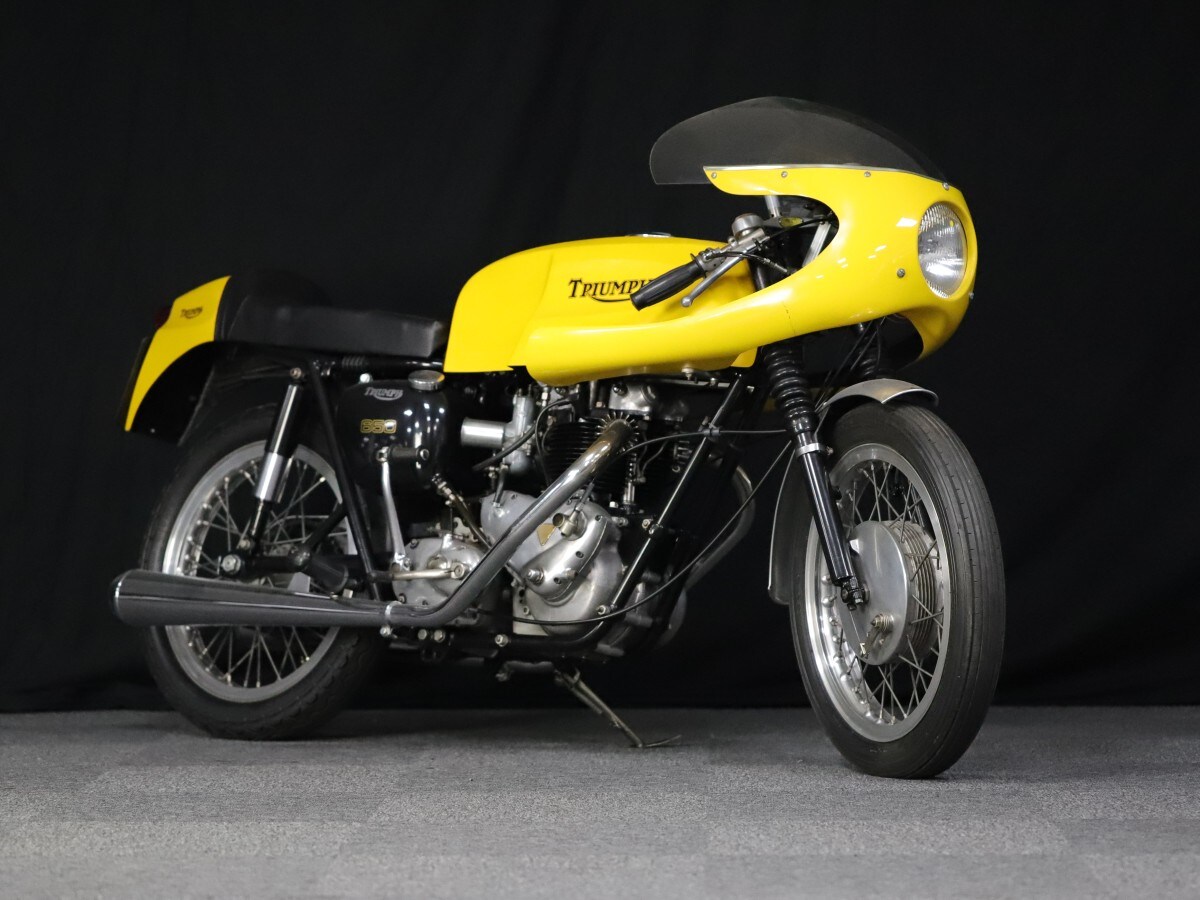 Triumph DUPLEX 6T THUNDERBIRD 650 Dunstall Cafe Racer *Te