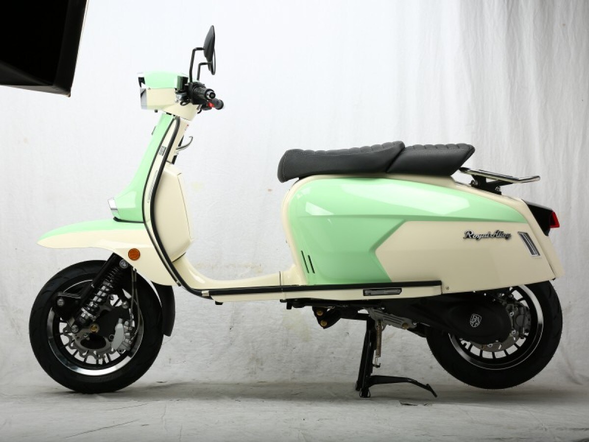 Royal Alloy GP 125 AC CBS