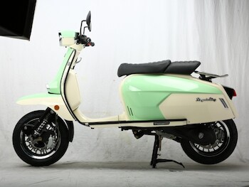 Used Royal Alloy GP 125 AC CBS undefined for sale - bike-77866432: Photo