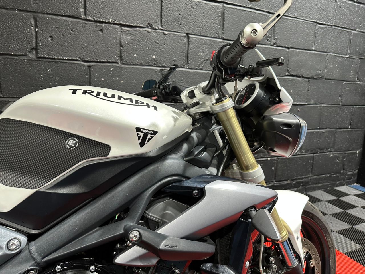 Used Triumph Street Triple 675 for sale - 78434688: Photo 27
