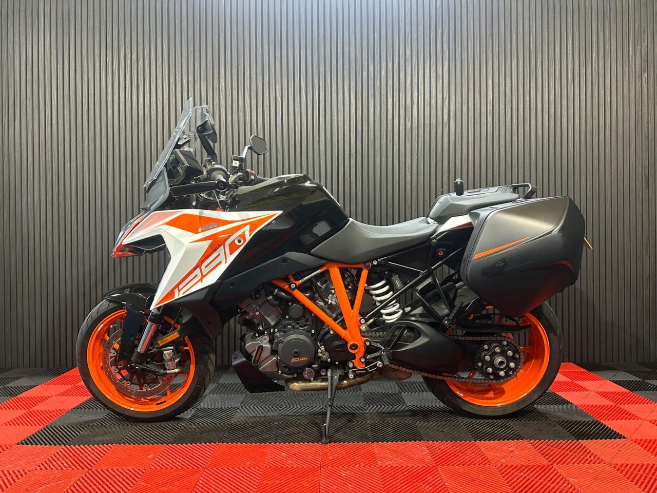 Used KTM 1290 SUPER DUKE GT for sale - 78435542: Photo 10
