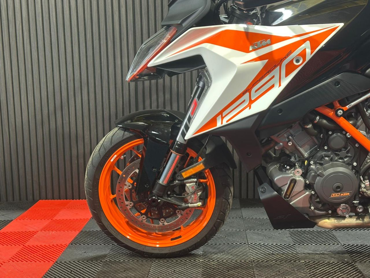 Used KTM 1290 SUPER DUKE GT for sale - 78435542: Photo 17