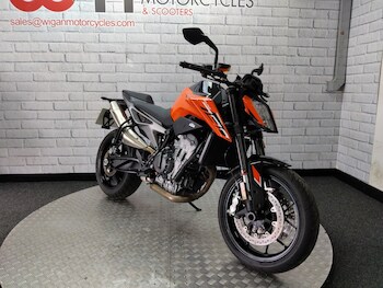 Used KTM 790 DUKE 2024 for sale - bike-77865732: Photo