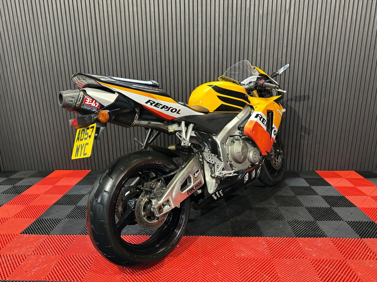 Used Honda CBR600RR for sale - 78434405: Photo 6