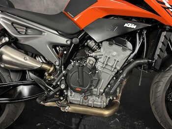 Used KTM 790 DUKE L 23 2023 for sale - bike-77865823: Photo