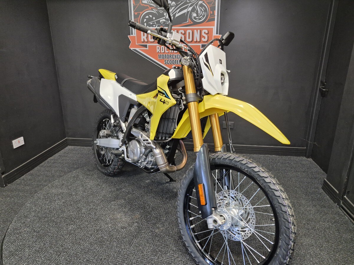 Suzuki DRZ4S