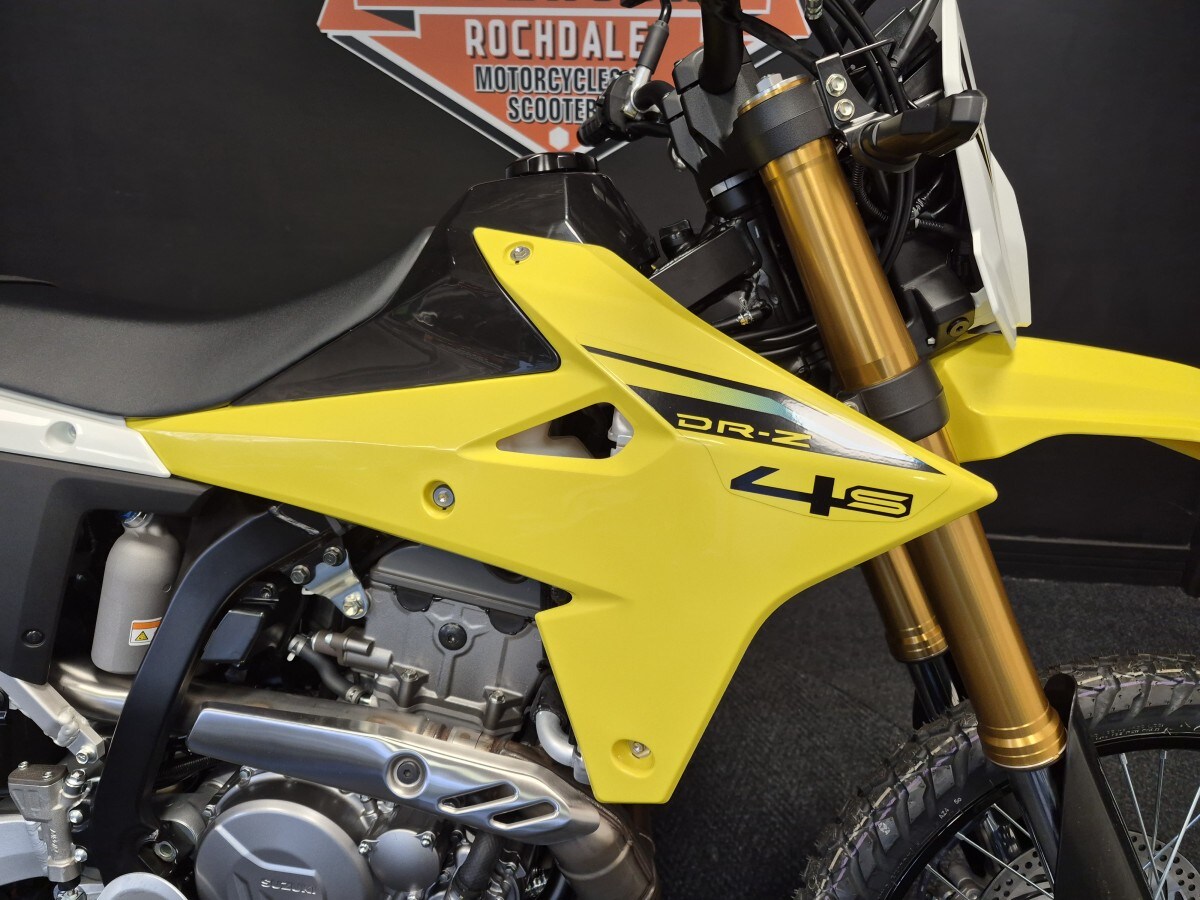 Suzuki DRZ4S
