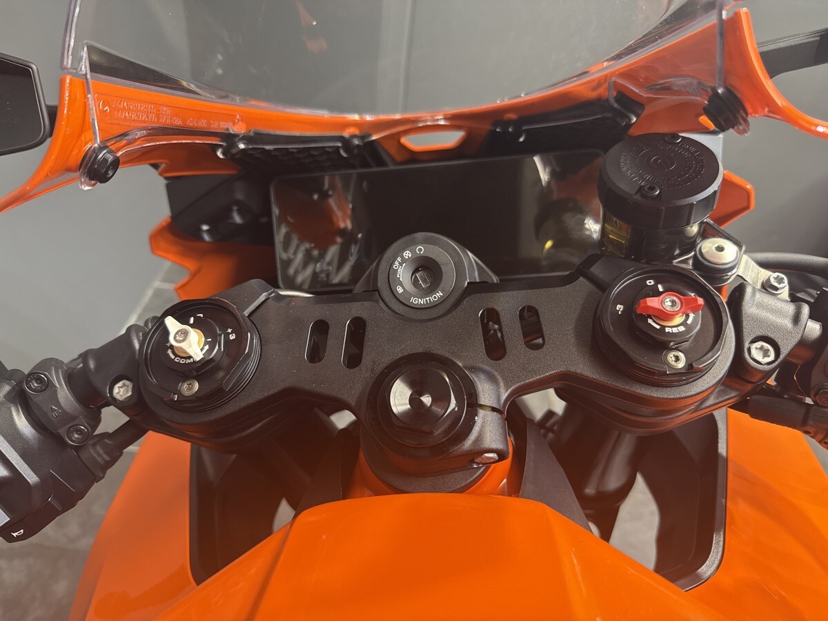 KTM 990 RC R 1 IN STOCK