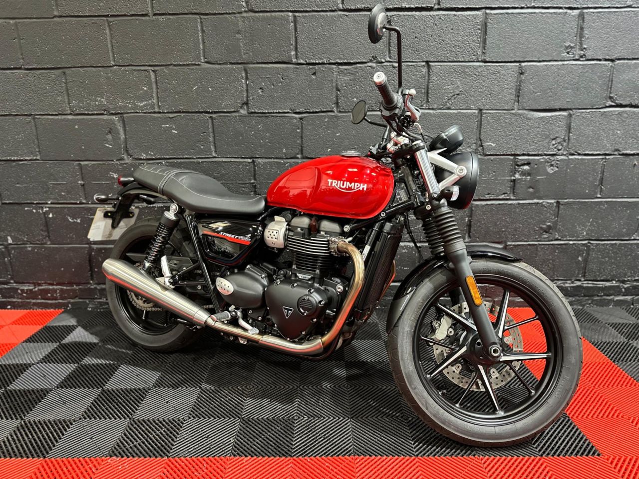 Used Triumph Street Twin for sale - 78435644: Photo 8
