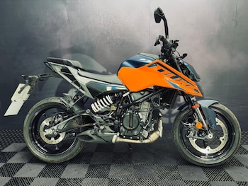 Used KTM 125 DUKE 2025 for sale - bike-77866762: Photo