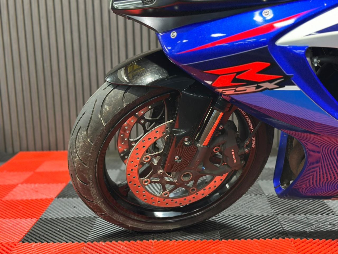 Used Suzuki GSXR750 for sale - 78435584: Photo 17