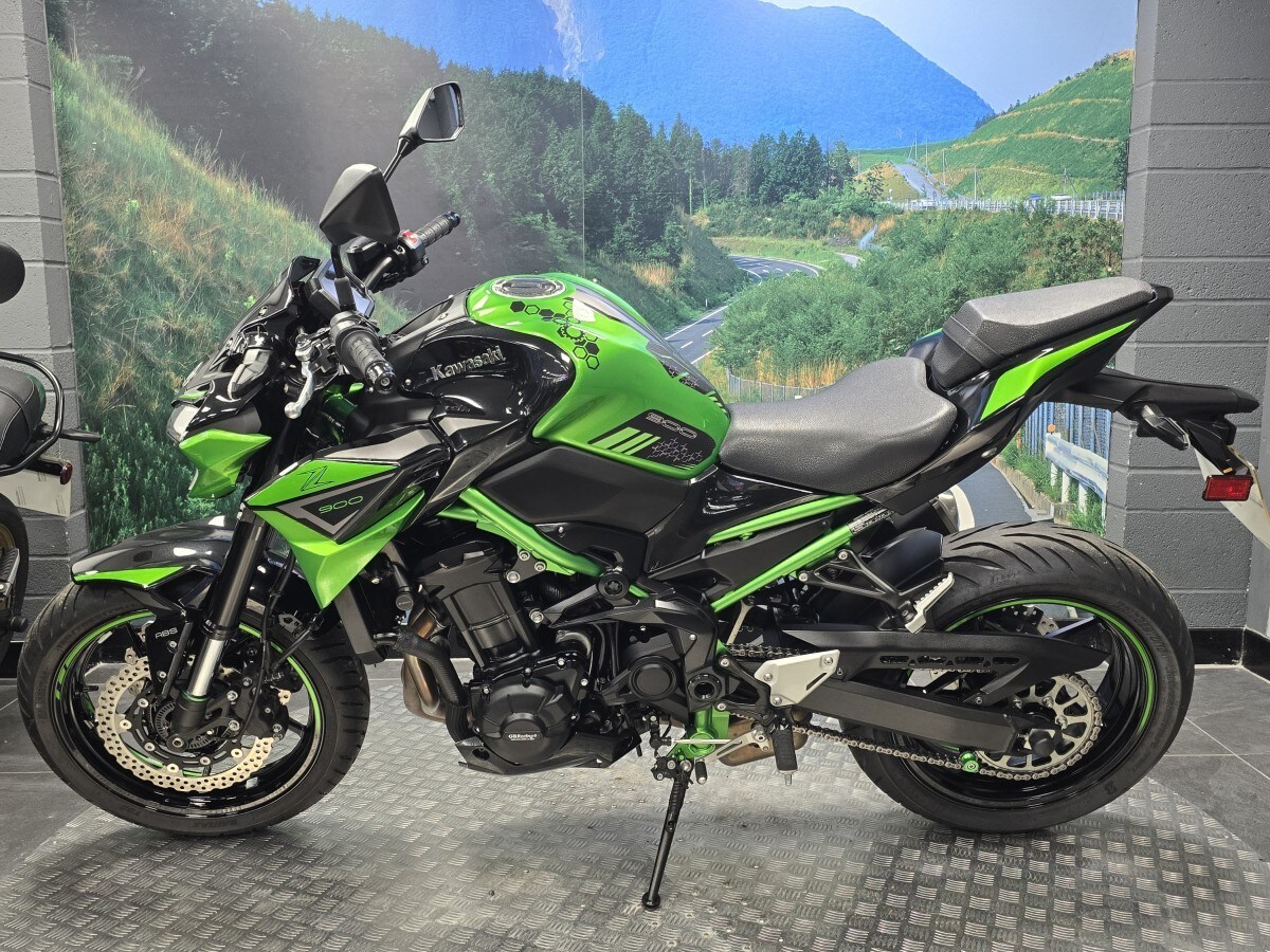 Kawasaki Z900