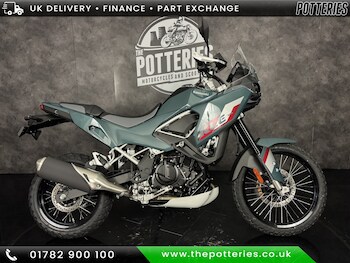 Used Kawasaki KLE 500 SE KLE500DTFAN (GN1/GY2/WT2) undefined for sale - bike-77868276: Photo