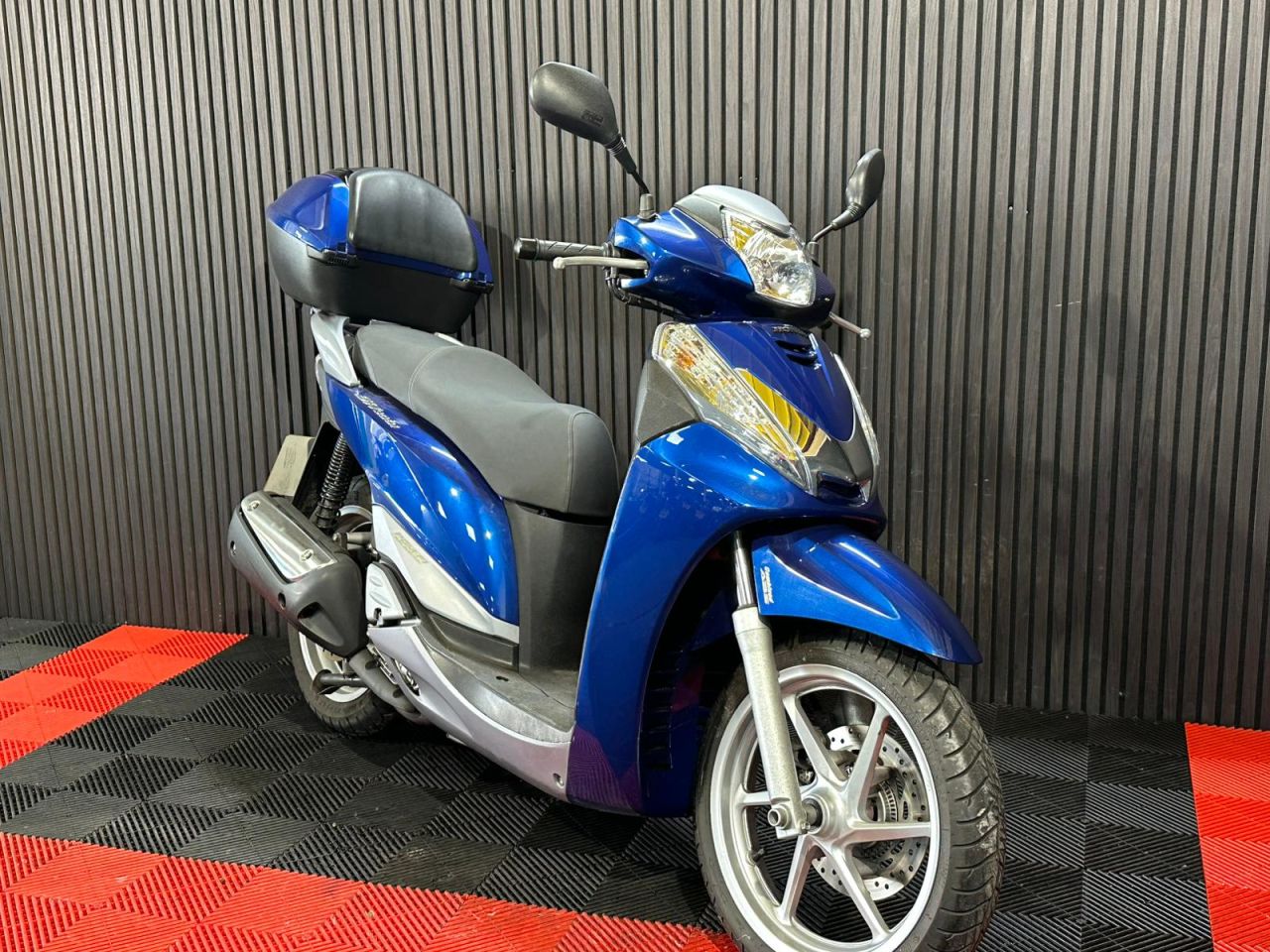 Used Honda SH300i for sale - 78640080: Photo 9